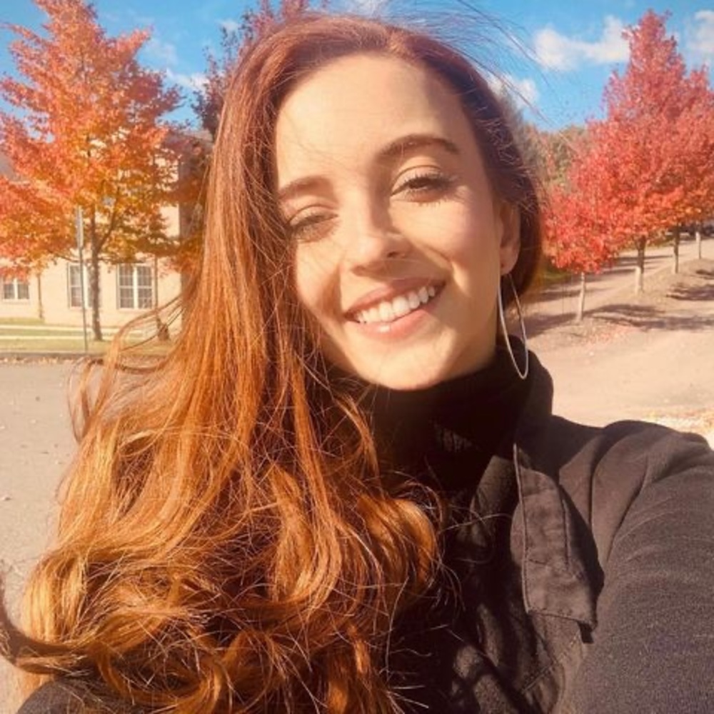 Meet your Posher, Aline